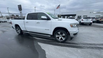 2020 RAM 1500 Laramie Crew Cab 4x4 6'4" Box