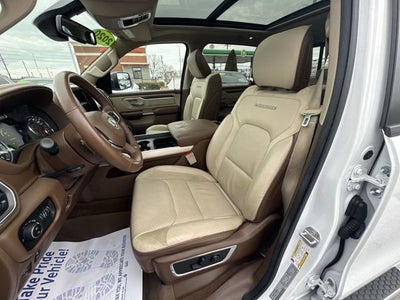 2020 RAM 1500 Laramie Crew Cab 4x4 6'4" Box