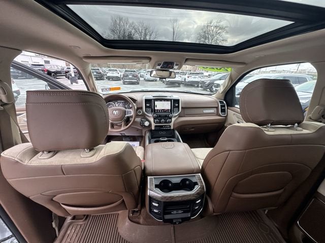 2020 RAM 1500 Laramie Crew Cab 4x4 6'4" Box