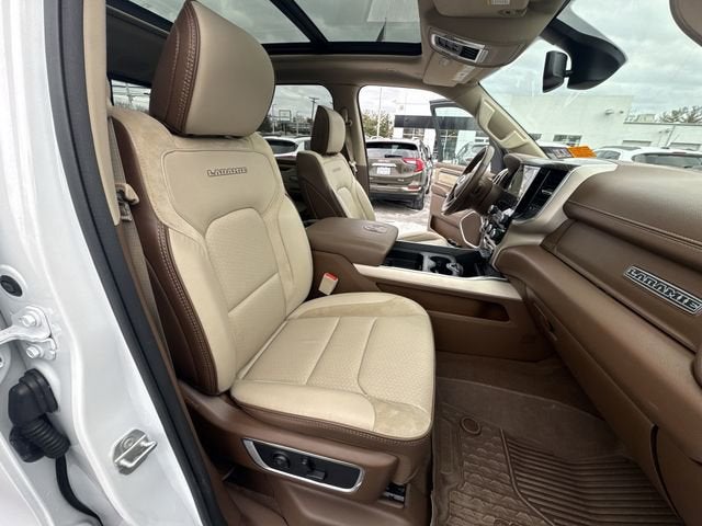 2020 RAM 1500 Laramie Crew Cab 4x4 6'4" Box