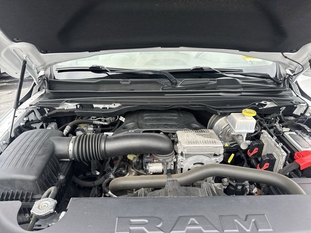 2020 RAM 1500 Laramie Crew Cab 4x4 6'4" Box