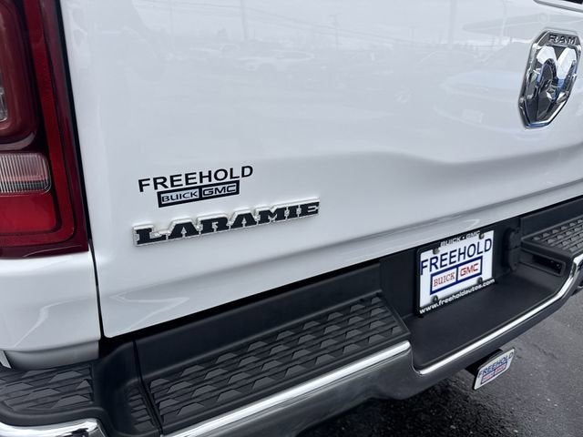 2020 RAM 1500 Laramie Crew Cab 4x4 6'4" Box
