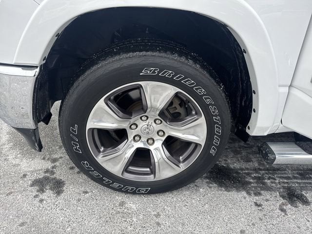 2020 RAM 1500 Laramie Crew Cab 4x4 6'4" Box