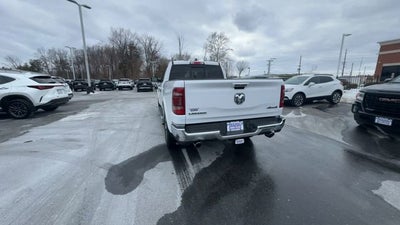 2020 RAM 1500 Laramie Crew Cab 4x4 6'4" Box