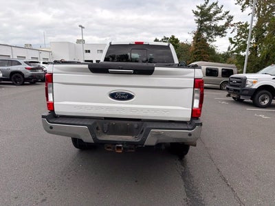 2017 Ford Super Duty F-350 SRW Lariat