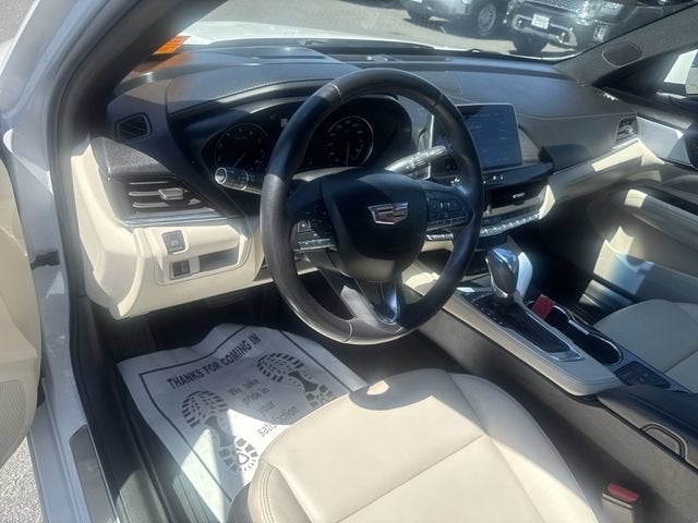 2024 Cadillac CT4 Luxury