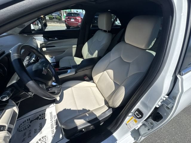 2024 Cadillac CT4 Luxury