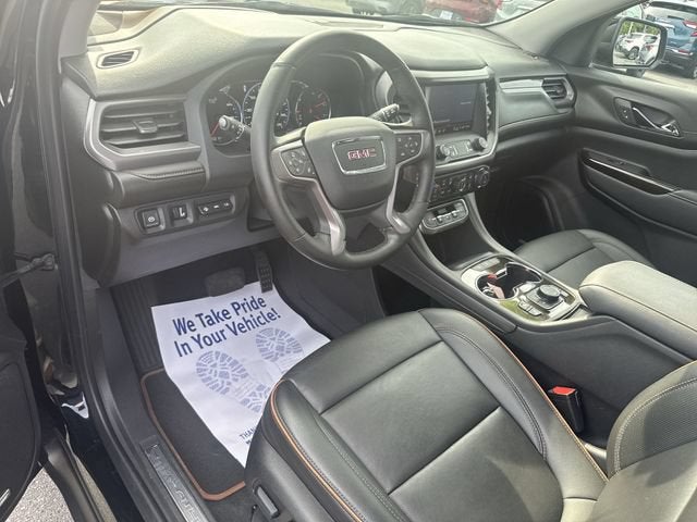 2023 GMC Acadia AT4
