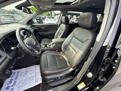 2023 GMC Acadia AT4