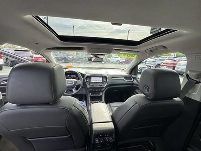 2023 GMC Acadia AT4