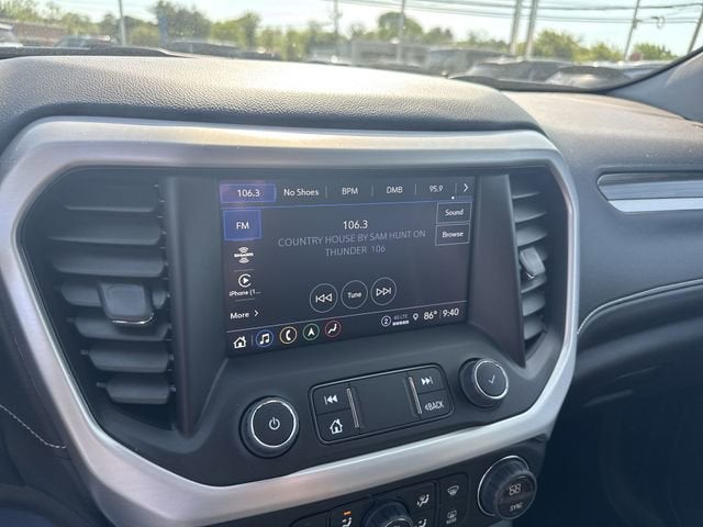 2023 GMC Acadia SLT