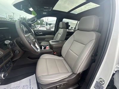 2023 GMC Yukon XL SLT