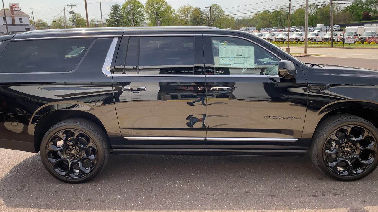 2026 GMC Yukon XL Denali