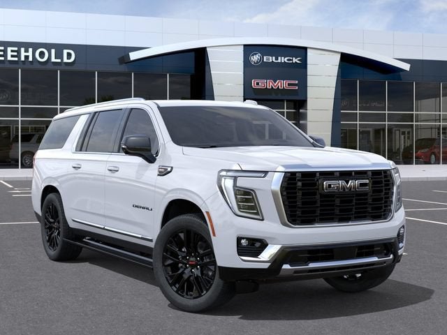 2026 GMC Yukon XL Denali - Photo 7