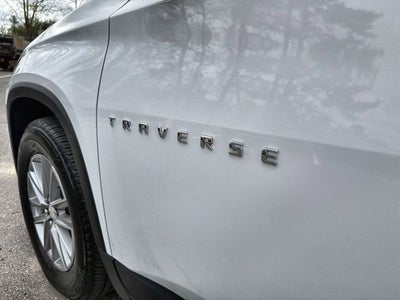 2023 Chevrolet Traverse LT Leather