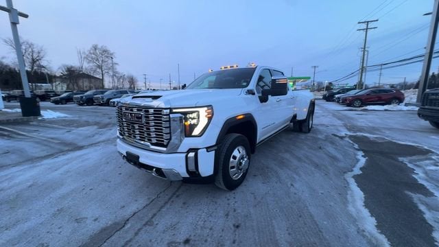 2025 GMC Sierra 3500 HD Denali DRW