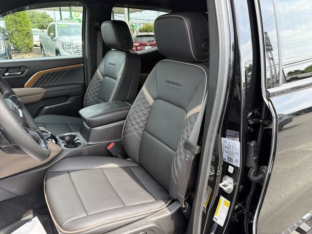 2025 GMC Canyon Denali