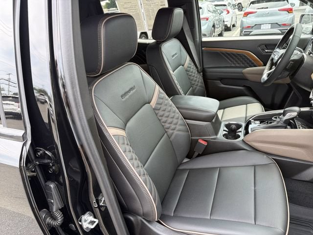 2025 GMC Canyon Denali