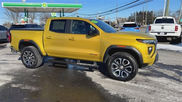 2023 GMC Canyon AT4