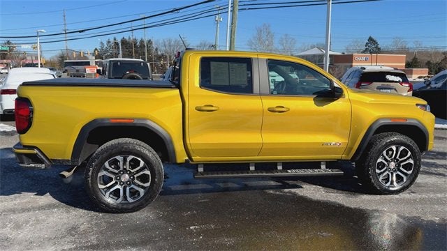 2023 GMC Canyon AT4