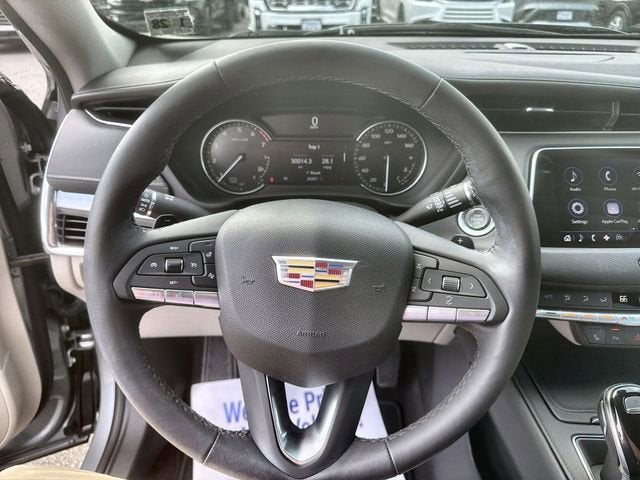 2023 Cadillac XT4 Luxury