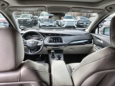 2023 Cadillac XT4 Luxury