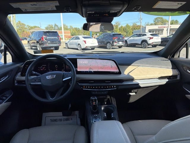 2024 Cadillac XT4 Luxury