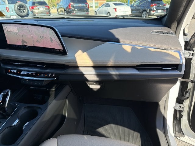2024 Cadillac XT4 Luxury