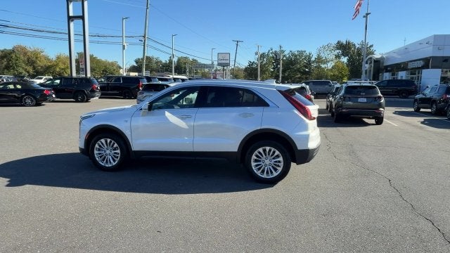 2024 Cadillac XT4 Luxury