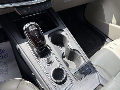 2023 Cadillac XT4 AWD Premium Luxury