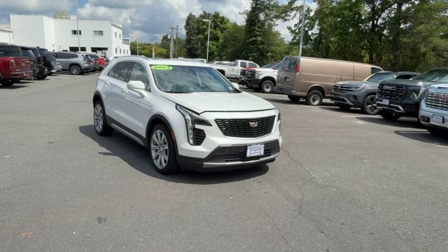2023 Cadillac XT4 AWD Premium Luxury