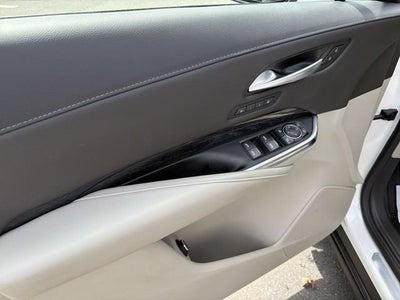 2023 Cadillac XT4 AWD Premium Luxury