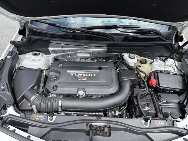 2023 Cadillac XT4 AWD Premium Luxury