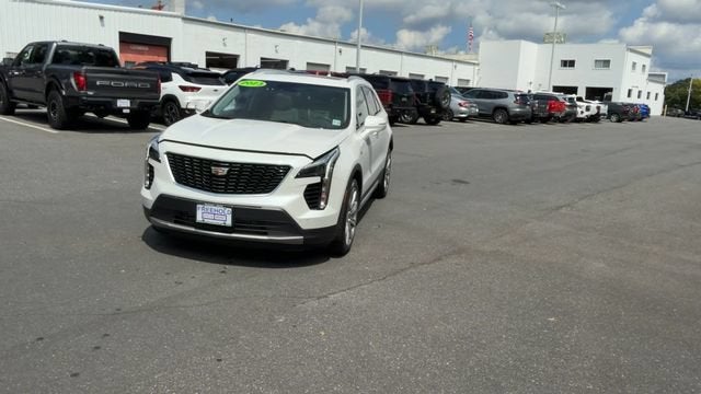 2023 Cadillac XT4 AWD Premium Luxury