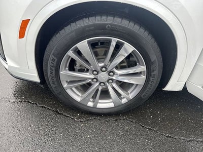 2023 Cadillac XT6 Premium Luxury