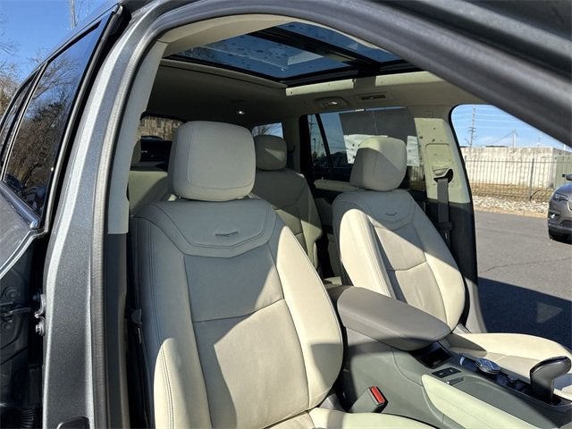 2023 Cadillac XT6 Premium Luxury