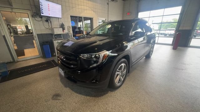2021 GMC Terrain SLT