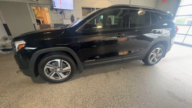 2021 GMC Terrain SLT