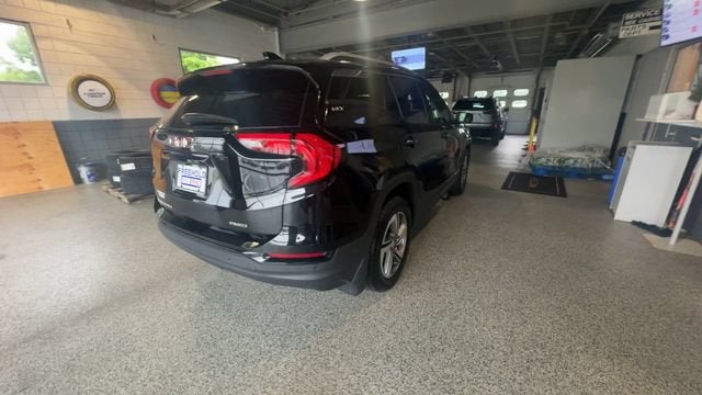 2021 GMC Terrain SLT