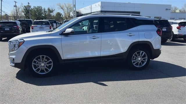 2022 GMC Terrain SLT