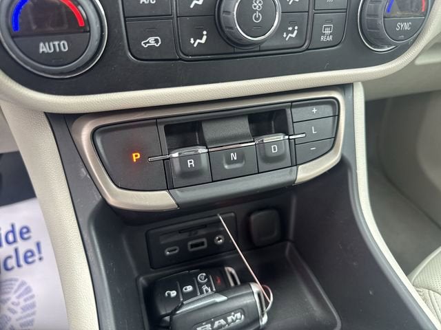 2023 GMC Terrain Denali