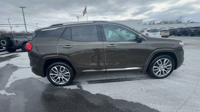 2023 GMC Terrain Denali