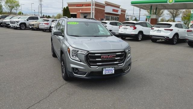 2023 GMC Terrain AT4