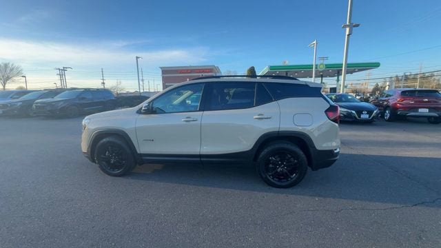 2022 GMC Terrain AT4