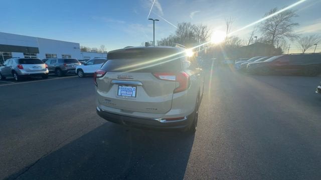 2022 GMC Terrain AT4