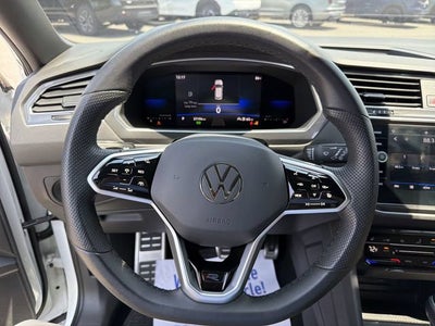 2022 Volkswagen Tiguan 2.0T SE R-Line Black