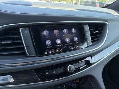 2024 Buick Enclave Essence