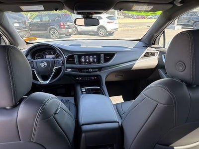 2024 Buick Enclave Essence