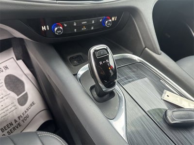 2020 Buick Enclave Essence