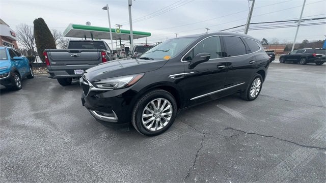 2020 Buick Enclave Essence